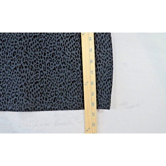 Alice + Olivia Victoria Peplum Dress Velvet Navy Leopard Print Size 8 Sheath - Picture 9 of 12